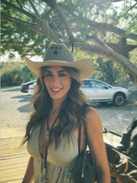 The Cast Of Love Islands Go To Hat Bar in Scottsdale image 8