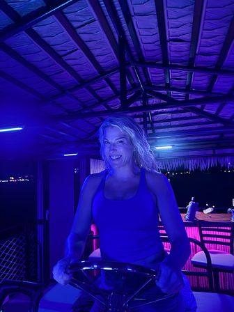 The Big Kahuna Tiki Boat Shell Island Experience image 15