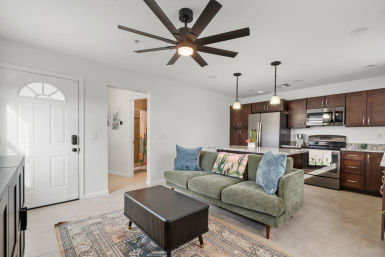 Cactus Casita: 5 Bed, 3 Bath Home & Casita with Heated Pool, Hot Tub and Proximity to Old Town Scottsdale image 23