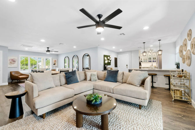 Cactus Casita: 5 Bed, 3 Bath Home & Casita with Heated Pool, Hot Tub and Proximity to Old Town Scottsdale image 10