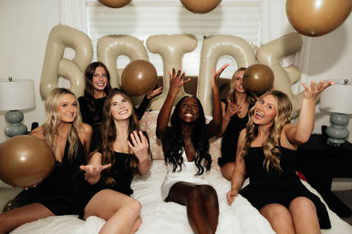 Cactus Casita: 5 Bed, 3 Bath Home & Casita with Heated Pool, Hot Tub and Proximity to Old Town Scottsdale image 3