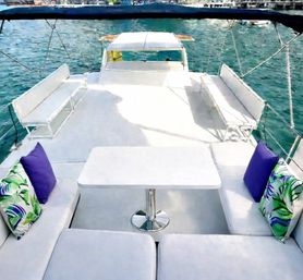 Private Yacht Party with Captain & Crew Included image 15