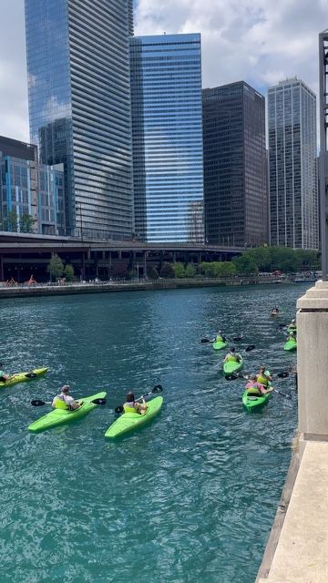 Urban kayaks: Sunset Tour on the Chicago River image 3