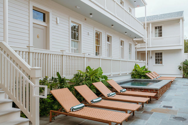 Luna Garden District Townhouse by Dear Valentine image 3