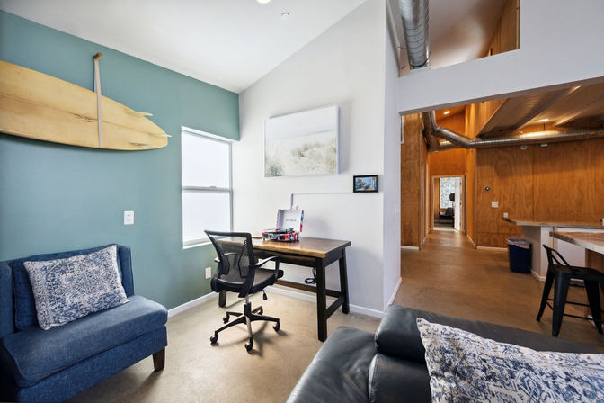 Good Life Resort 6 BR Surf Loft with Event Space image 10