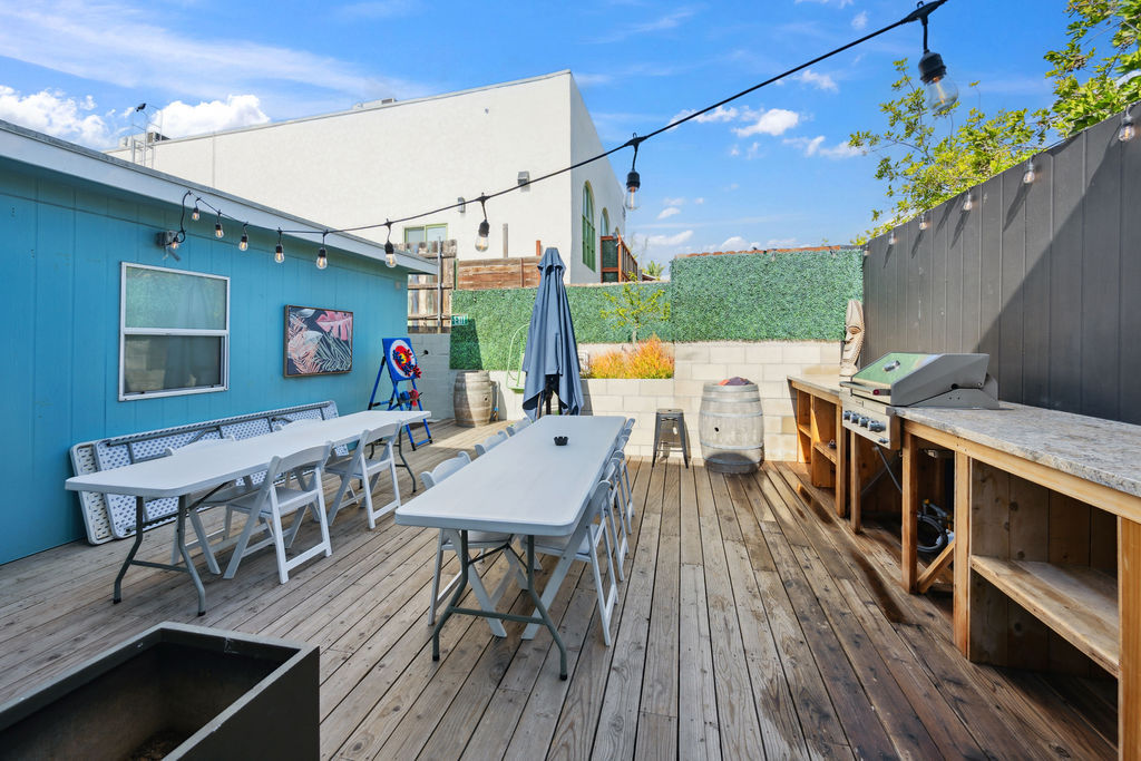 Good Life Resort 6 BR Surf Loft with Event Space image 4