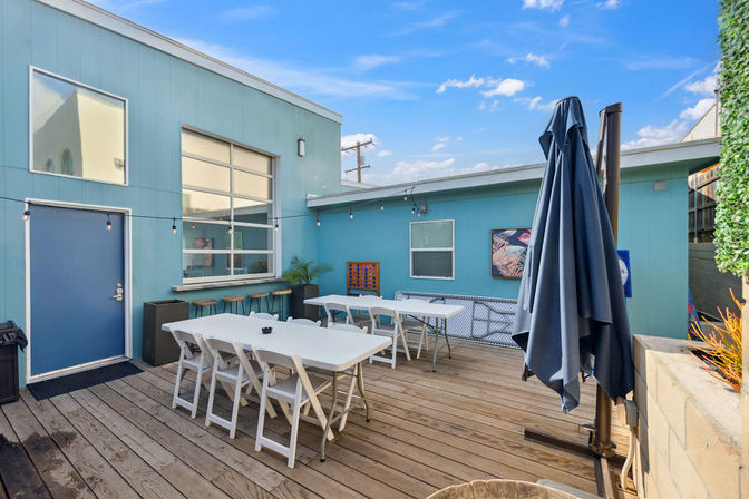 Good Life Resort 6 BR Surf Loft with Event Space image 7