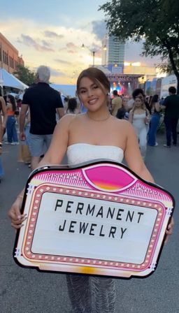 Permanent Jewelry Party Experience image 14
