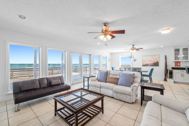 Sun Kissed: 5BR Oceanfront Home with Epic Front Deck in South Ponte Beach image 15