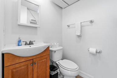 Sun Kissed: 5BR Oceanfront Home with Epic Front Deck in South Ponte Beach image 19