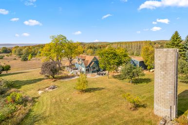 Farmhouse 1918: Historic Group Rental, Boyne City MI image 14