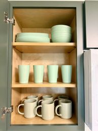 Olive House on Main --Walk to Downtown Boyne --3BR image 8
