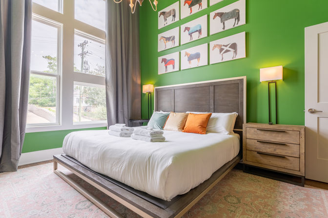 Nashville Ladies Lounge: Stylish Townhouse Near Downtown image 69