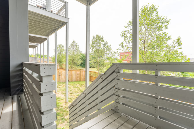 Nashville Ladies Lounge: Stylish Townhouse Near Downtown image 40