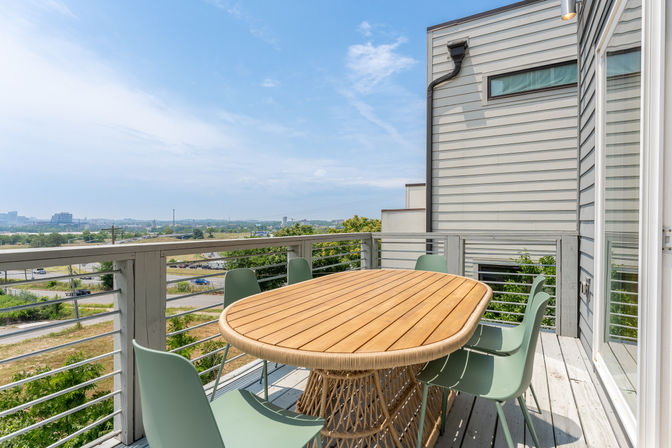 Nashville Ladies Lounge: Stylish Townhouse Near Downtown image 28