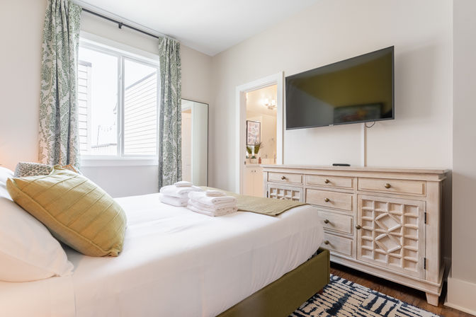 Nashville Ladies Lounge: Stylish Townhouse Near Downtown image 64