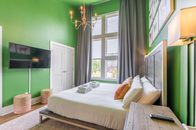 Nashville Ladies Lounge: Stylish Townhouse Near Downtown image 73