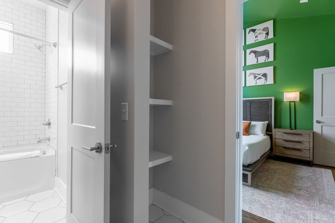 Nashville Ladies Lounge: Stylish Townhouse Near Downtown image 69