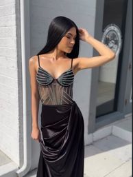 Glam To Go: On-Site Hair & Makeup Experience image 67