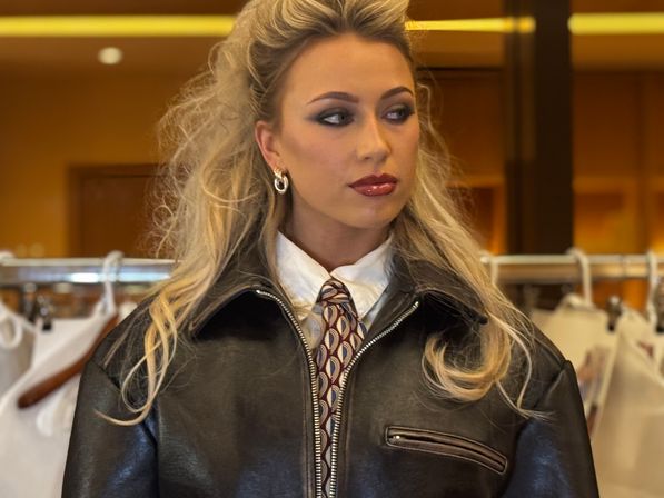 Glam To Go: On-Site Hair & Makeup Experience image 41