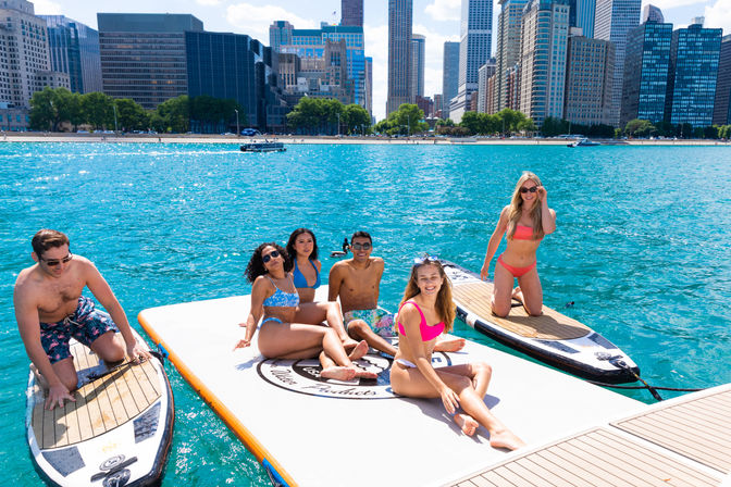 Private Skyline Cruise: Chicago’s Most Luxurious Yacht Experience image 13