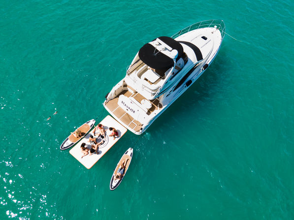 Private Skyline Cruise: Chicago’s Most Luxurious Yacht Experience image 12