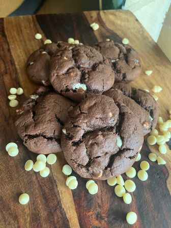 !!Sweet Treats Everyone Will Love!! Add something sweet to your next party image 2
