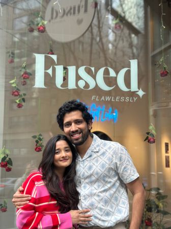 Permanent Jewelry & Tooth Gem Bar image 3