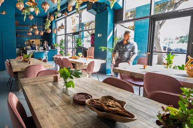 Intimate Communal Dining Experience in a Stylish Private San Francisco Venue image 9