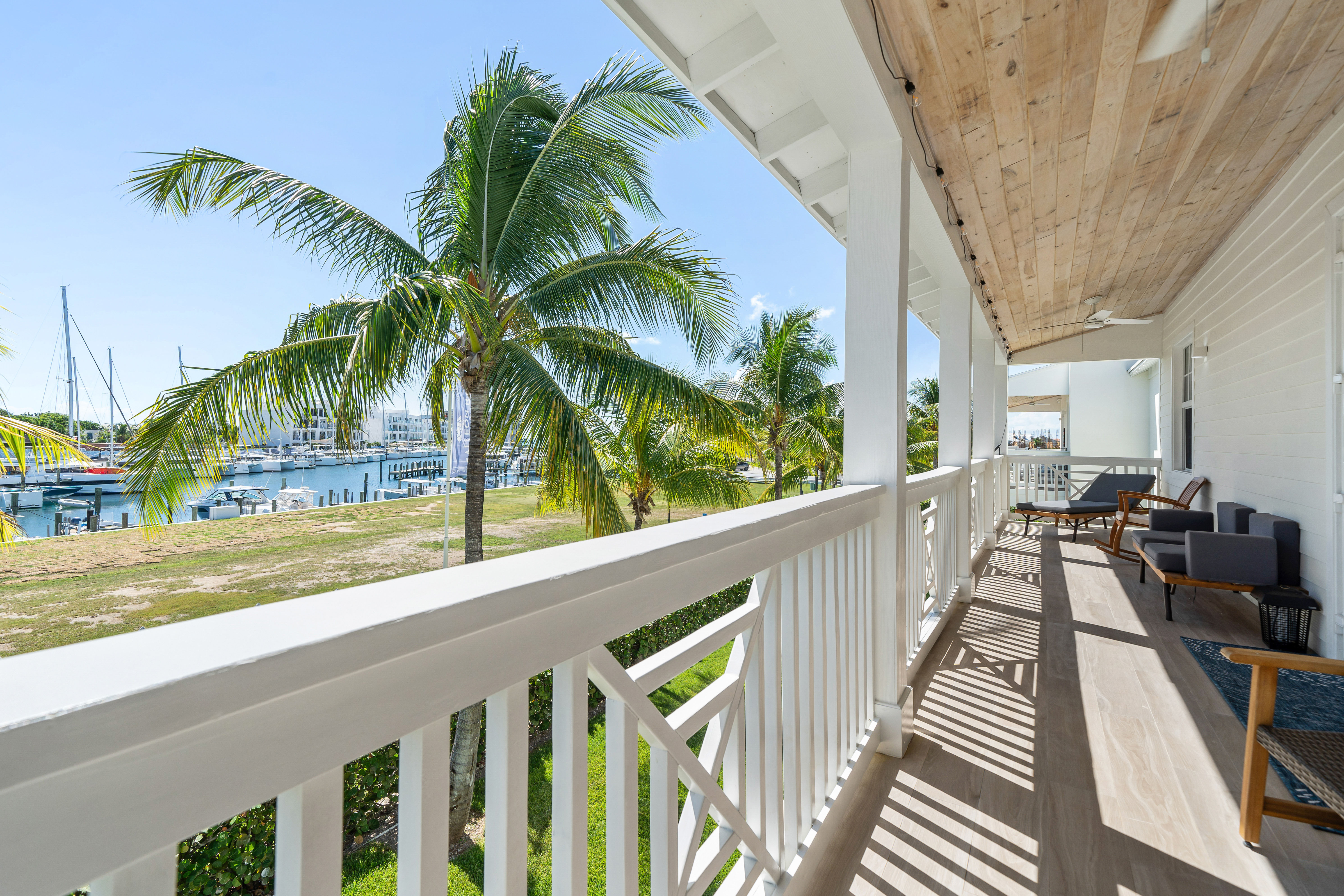 Galleon Bay at Palm Cay: Modern, Spacious Home with Car Included image 2