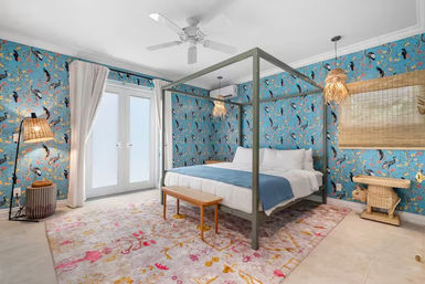 Emerald Wave Beachfront Estate: 10 Bedrooms with Pool & Private Beach Access image 14