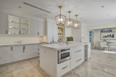 Ocean Palms: Private Beach + Pool Estate, 5BR, Sleeps 12+ image 4