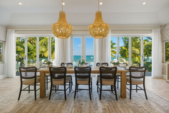 Ocean Palms: Private Beach + Pool Estate, 5BR, Sleeps 12+ image 9