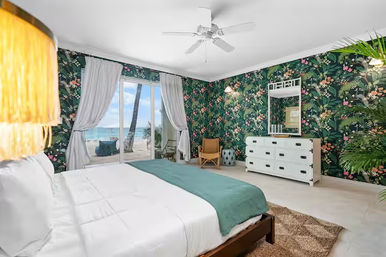 Emerald Wave Beachfront Estate: 10 Bedrooms with Pool & Private Beach Access image 17