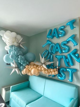 Bachelorette party decorations image 8
