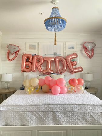 Bachelorette party decorations image 5