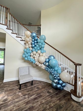 Bachelorette party decorations image 5