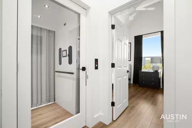 Downtown Austin Penthouse with Private Elevator + Access to Swim Club image 68