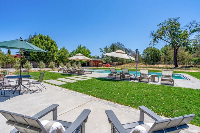 The Broadway Farmhouse: Private Sonoma Getaway on 4 Acres - Pool, Hot Tub, Game Room & Outdoor Kitchen image 147