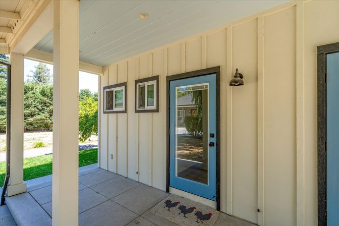 The Broadway Farmhouse: Private Sonoma Getaway on 4 Acres - Pool, Hot Tub, Game Room & Outdoor Kitchen image 30