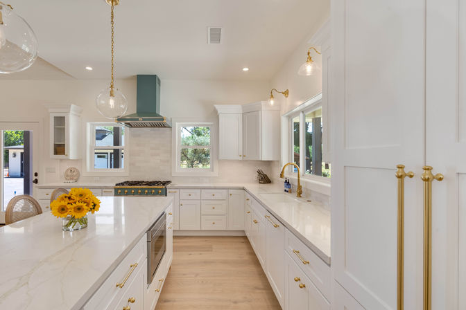 The Broadway Farmhouse: Private Sonoma Getaway on 4 Acres - Pool, Hot Tub, Game Room & Outdoor Kitchen image 146