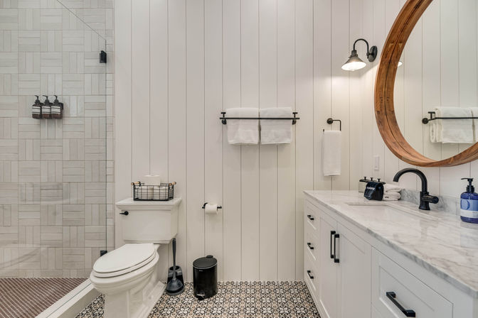 The Broadway Farmhouse: Private Sonoma Getaway on 4 Acres - Pool, Hot Tub, Game Room & Outdoor Kitchen image 83