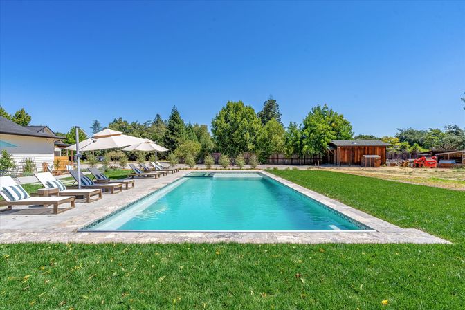 The Broadway Farmhouse: Private Sonoma Getaway on 4 Acres - Pool, Hot Tub, Game Room & Outdoor Kitchen image 123