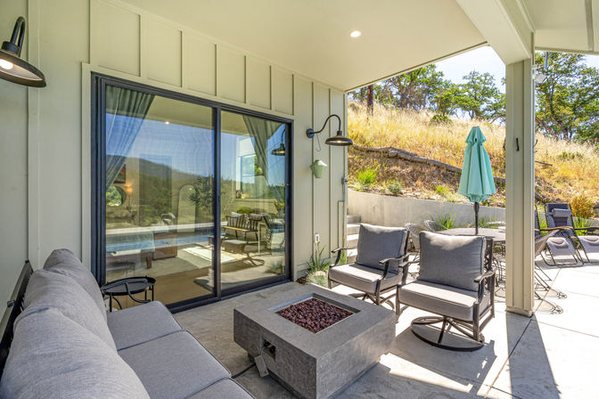 Cloud 9: Modern Luxury Farmhouse with Pool & Hot Tub in Glen Ellen Wine Country image 59
