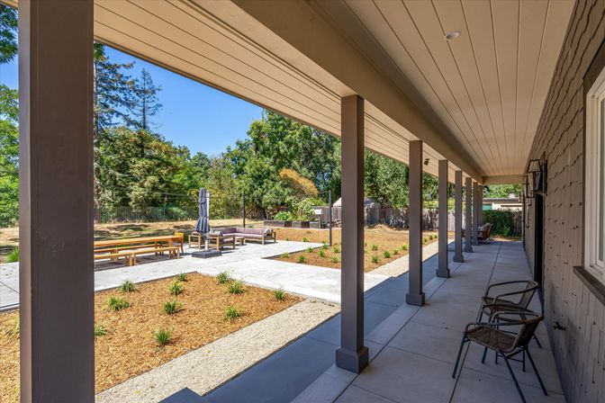 The Broadway Farmhouse: Private Sonoma Getaway on 4 Acres - Pool, Hot Tub, Game Room & Outdoor Kitchen image 44