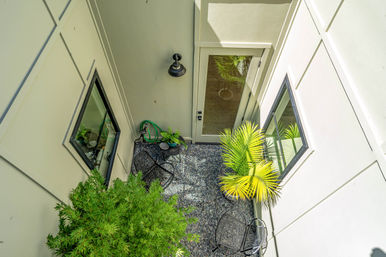 Cloud 9: Modern Luxury Farmhouse with Pool & Hot Tub in Glen Ellen Wine Country image 51