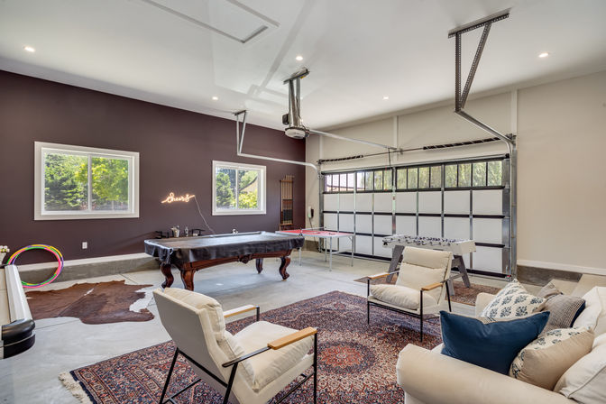 The Broadway Farmhouse: Private Sonoma Getaway on 4 Acres - Pool, Hot Tub, Game Room & Outdoor Kitchen image 101