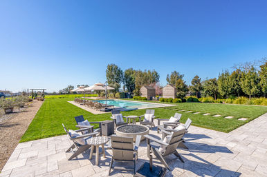 Serene & Relaxing Acacia Farmhouse image 90