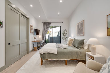 Cloud 9: Modern Luxury Farmhouse with Pool & Hot Tub in Glen Ellen Wine Country image 3