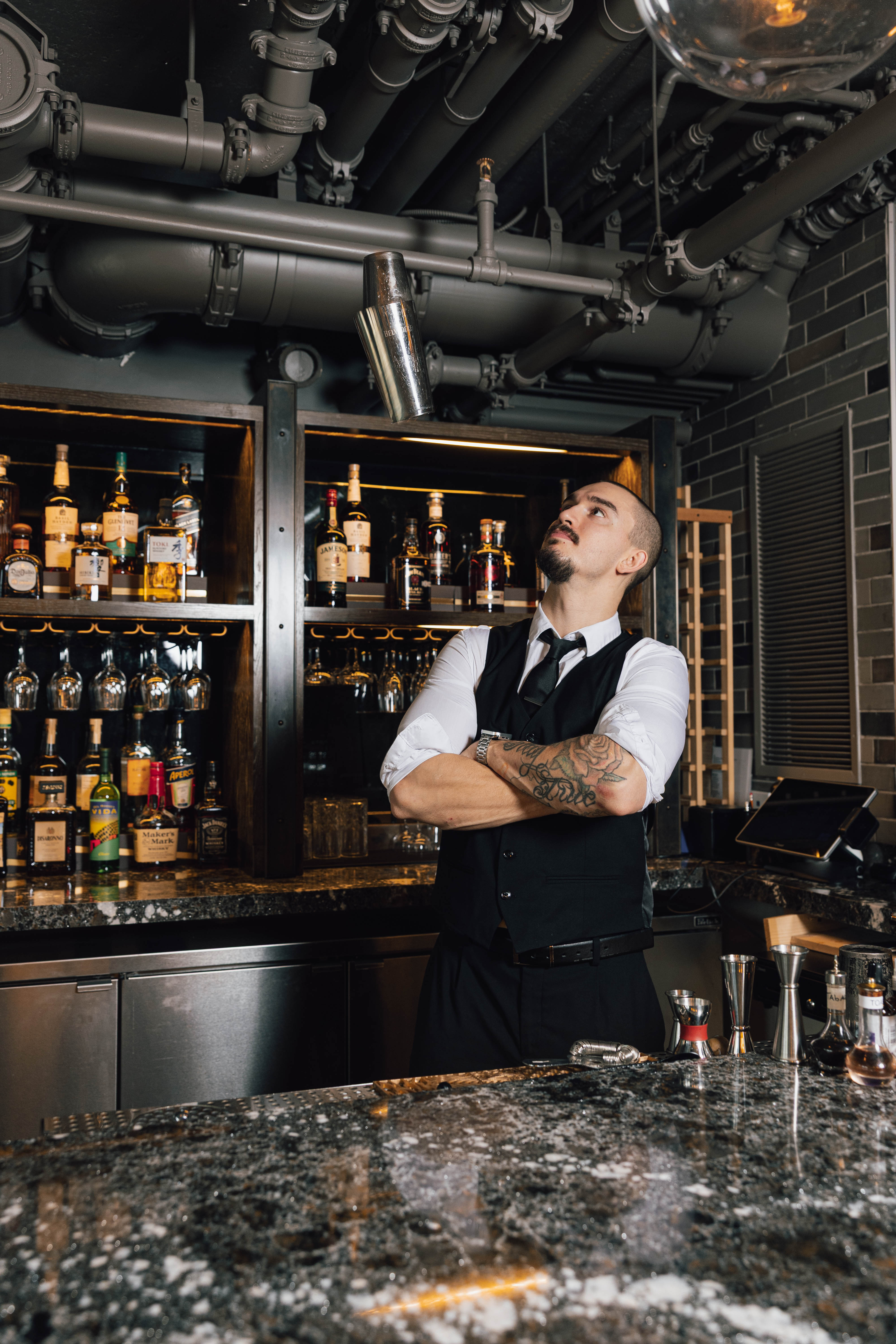 Finest bar catering experience image 1